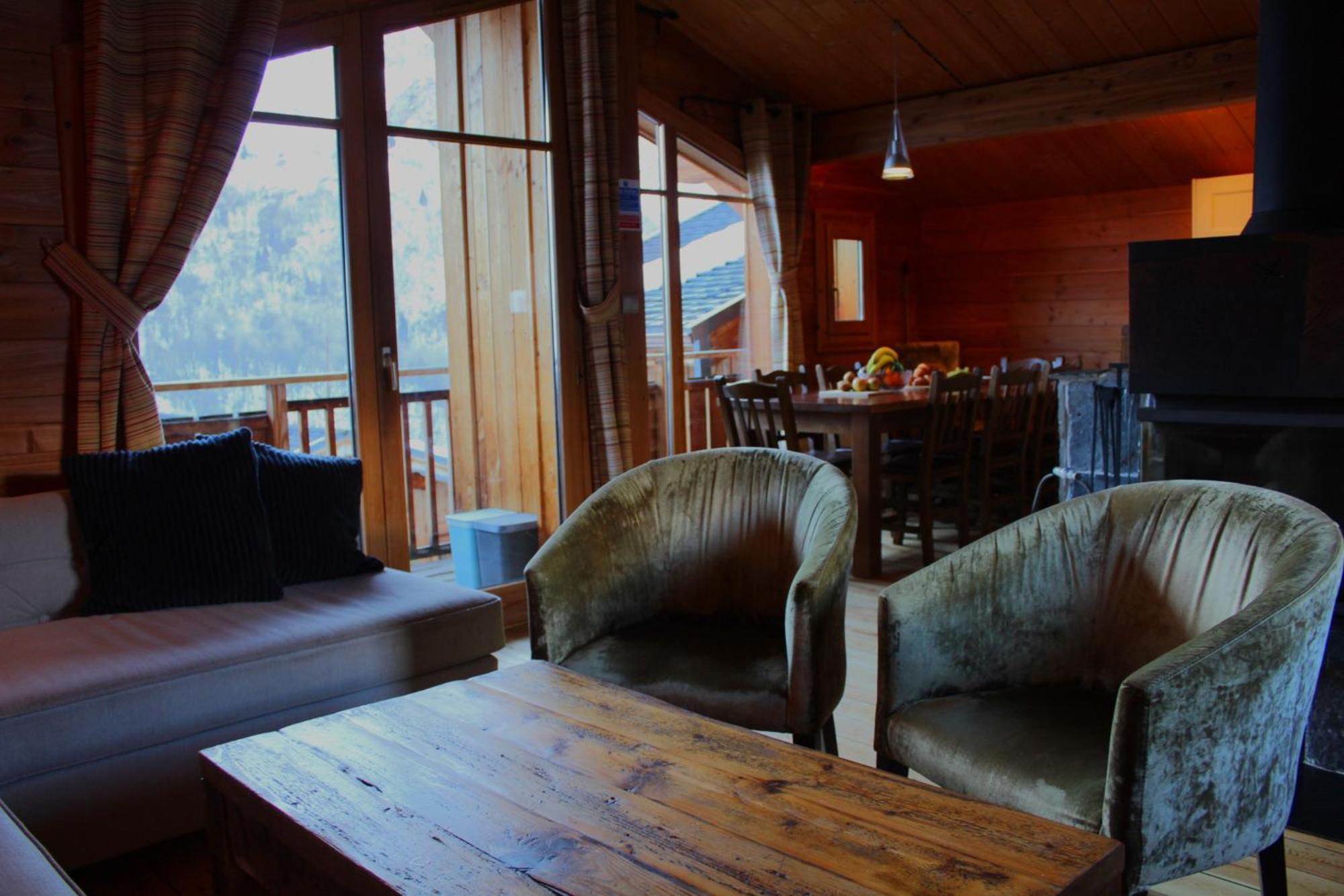 Cosy 4 Bedroom Chalet With Hot Tub Saint-Marcel  Luaran gambar